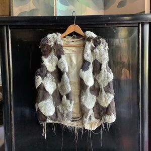 VTG FUR VEST